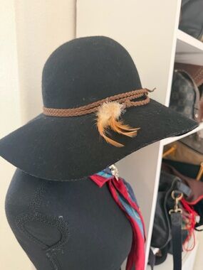 Steve Madden Black Wide-Brim Fedora with Brown Braid and Feather
